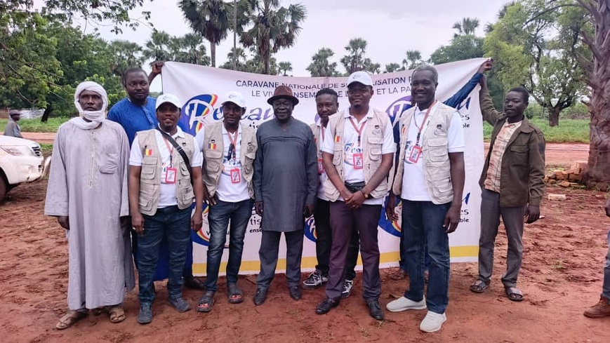 Tchad : Une caravane artistique semme les graines de la paix à Djoli Tchad : Une caravane artistique semme les graines de la paix à Djoli