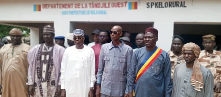 Tchad : le préfet Ali Mahamat Sebey installe le nouveau sous-préfet de Kélo rural Tchad : le préfet Ali Mahamat Sebey installe le nouveau sous-préfet de Kélo rural