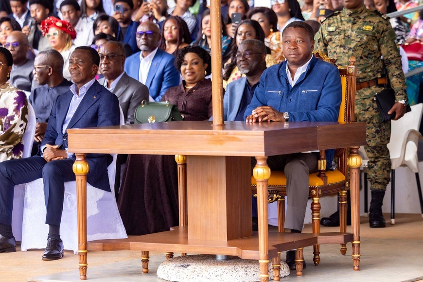 Togo : Pya célèbre la finale cantonale des luttes Evala en présence du Président Gnassingbé Togo : Pya célèbre la finale cantonale des luttes Evala en présence du Président Gnassingbé