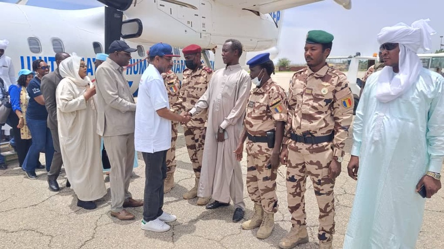 Tchad : arrivée de trois ministres à Abéché pour se rendre à Dougui Tchad : arrivée de trois ministres à Abéché pour se rendre à Dougui