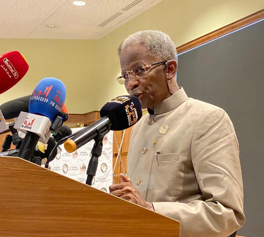 Présentation de l’ouvrage "Le Parcours d’un combattant" du Général Abderamane Youssouf Mery Présentation de l’ouvrage "Le Parcours d’un combattant" du Général Abderamane Youssouf Mery