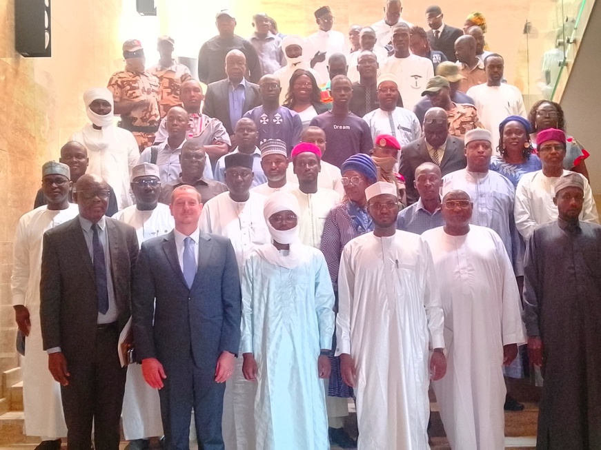 Tchad : Lancement d'une loi historique et d'un Numéro Vert pour protéger l'environnement Tchad : Lancement d'une loi historique et d'un Numéro Vert pour protéger l'environnement