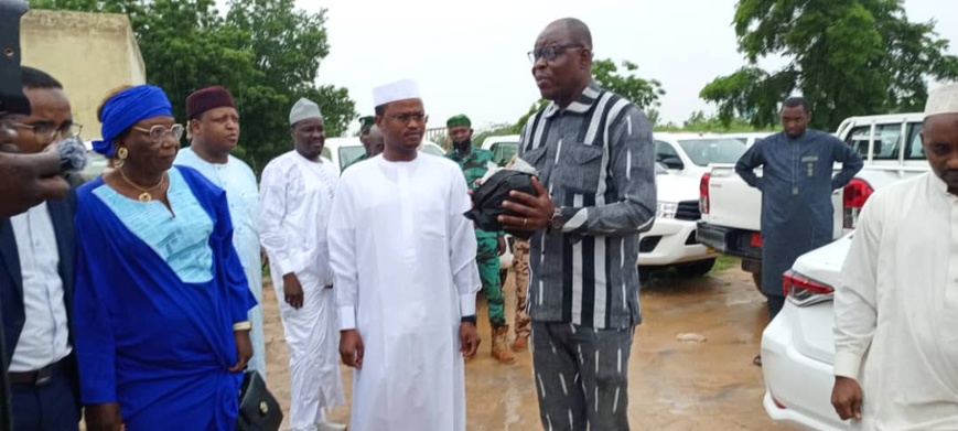 Tchad : 50 véhicules remis au ministère de l’Environnement pour renforcer la surveillance nationale Tchad : 50 véhicules remis au ministère de l’Environnement pour renforcer la surveillance nationale