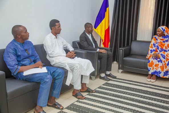Tchad : La ministre des Transports reçoit une délégation de l’École Hôtelière pour renforcer la formation aéronautique