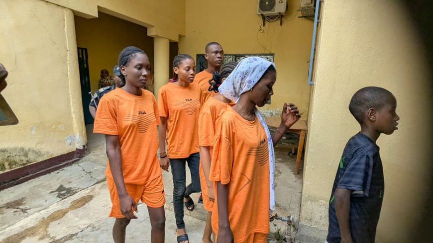 Cameroun : 13 otages libérés des mains de Boko Haram présentés au gouverneur de l'Extrême-Nord