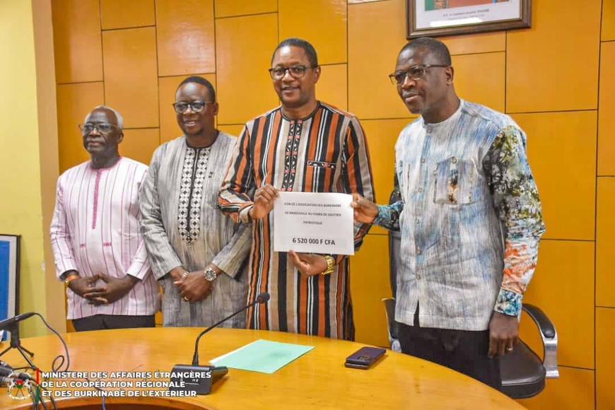 Burkina : pour l’effort de paix, la diaspora mobilise plus de 6 millions de FCFA