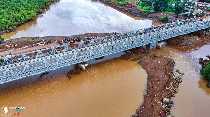 Guinée : Ouverture provisoire du pont de Kassoyah Guinée : Ouverture provisoire du pont de Kassoyah
