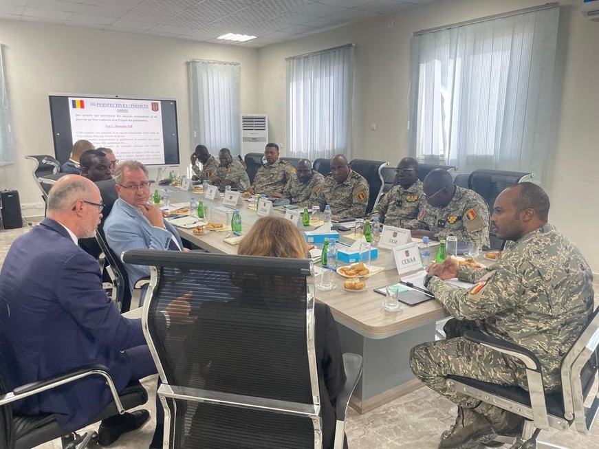 Tchad : une délégation de l'Union européenne reçue à l'état-major de l'armée de l'air Tchad : une délégation de l'Union européenne reçue à l'état-major de l'armée de l'air