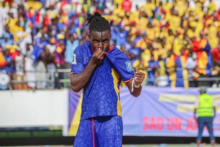 Tchad – Ghana : Célestin Ecua dédie son but historique aux supporters et à tout un peuple Tchad – Ghana : Célestin Ecua dédie son but historique aux supporters et à tout un peuple