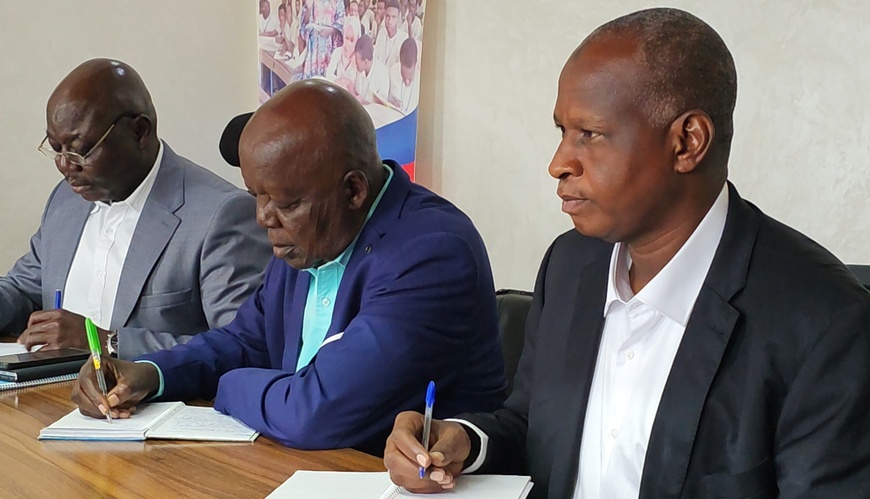 Tchad : le ministre de l’Education nationale reçoit le bureau exécutif national du SET Tchad : le ministre de l’Education nationale reçoit le bureau exécutif national du SET
