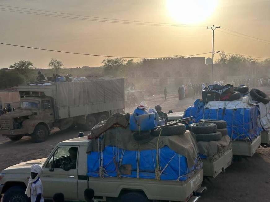 Mali : Un convoi humanitaire sécurisé arrive à Kidal Mali : Un convoi humanitaire sécurisé arrive à Kidal