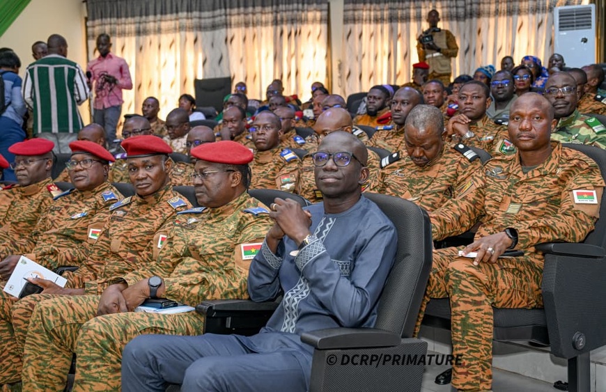 Burkina Faso : l’Institut de l’Enseignement Militaire Supérieur Tiéfo Amoro désormais opérationnel Burkina Faso : l’Institut de l’Enseignement Militaire Supérieur Tiéfo Amoro désormais opérationnel
