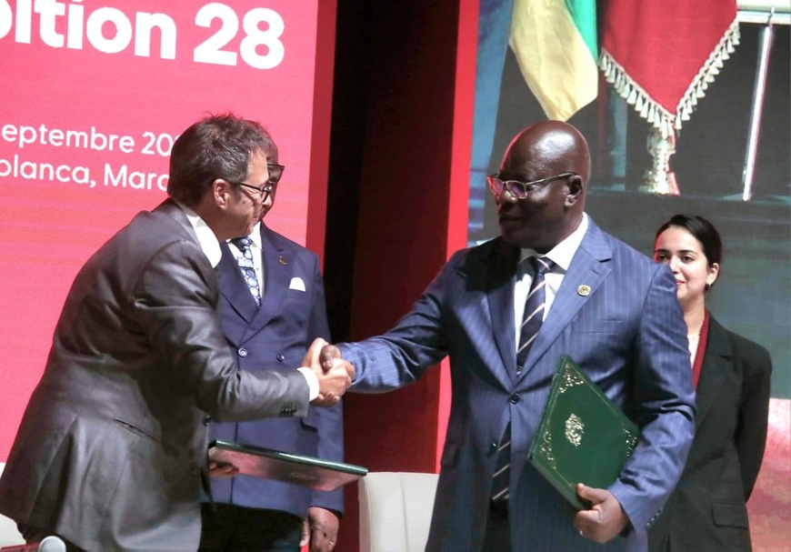 RCA : 9 milliards de dollars mobilisés à Casablanca, les résultats du PND défendus par le président de la République RCA : 9 milliards de dollars mobilisés à Casablanca, les résultats du PND défendus par le président de la République