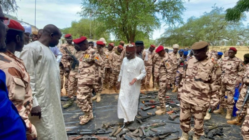 Tchad : au Sila, des armes de guerre présentées à la presse à Goz-Beïda