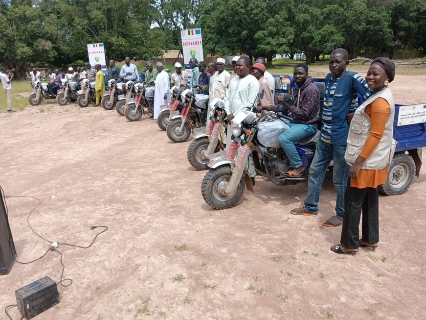 Tchad : quinze motos tricycles pour soutenir le développement des villages de la Grande Sido Tchad : quinze motos tricycles pour soutenir le développement des villages de la Grande Sido