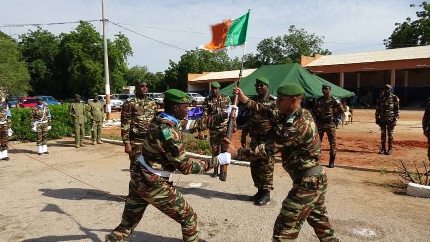 Niger : Le Lieutenant-Colonel Mohamedine Sidi Gali prend la tête de la Sixième Légion de Gendarmerie de Maradi Niger : Le Lieutenant-Colonel Mohamedine Sidi Gali prend la tête de la Sixième Légion de Gendarmerie de Maradi