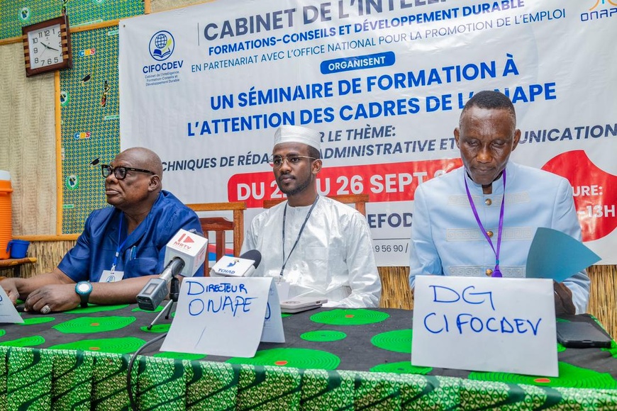 Clôture de la formation en renforcement de capacités des cadres de l’ONAPE Clôture de la formation en renforcement de capacités des cadres de l’ONAPE