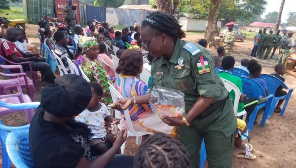 RCA : La 23ᵉ promotion de Gendarmerie rend hommage à ses frères d’armes en soutenant leurs orphelins