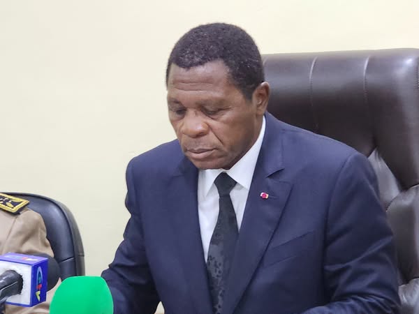 Présidentielle au Cameroun : Le gouvernement verse la première tranche des fonds de campagne aux candidats retenus