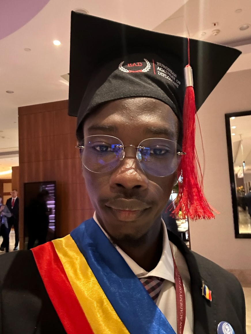 Tchad : Abdallah Abakar Haroun, premier Tchadien à décrocher le titre d’Officier des services diplomatiques