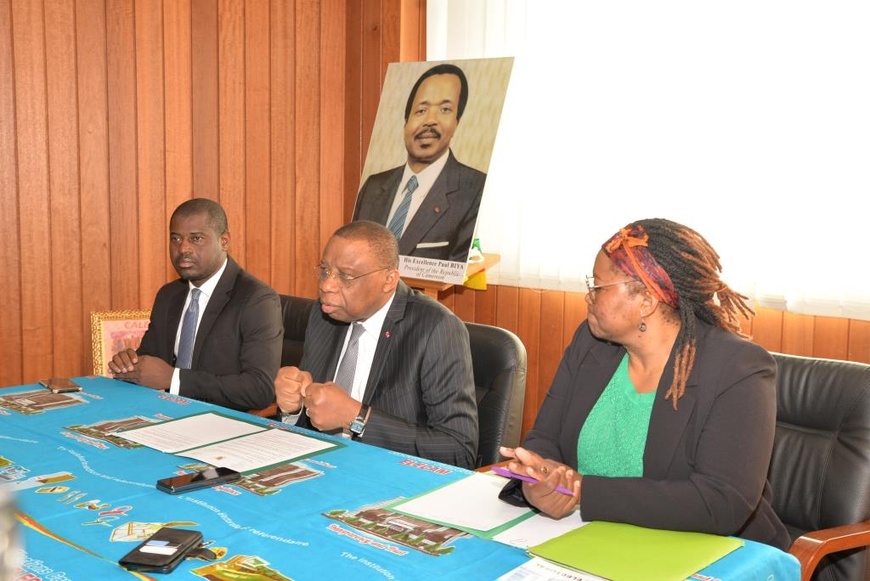 Présidentielle au Cameroun : des sessions de formation en France pour un scrutin apaisé et transparent Présidentielle au Cameroun : des sessions de formation en France pour un scrutin apaisé et transparent