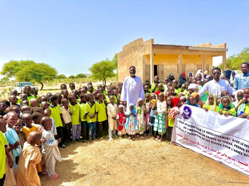 Tchad : l’ONG Doumtené prend en charge les frais d’inscription de 200 élèves à Tiré (Ouaddaï)
