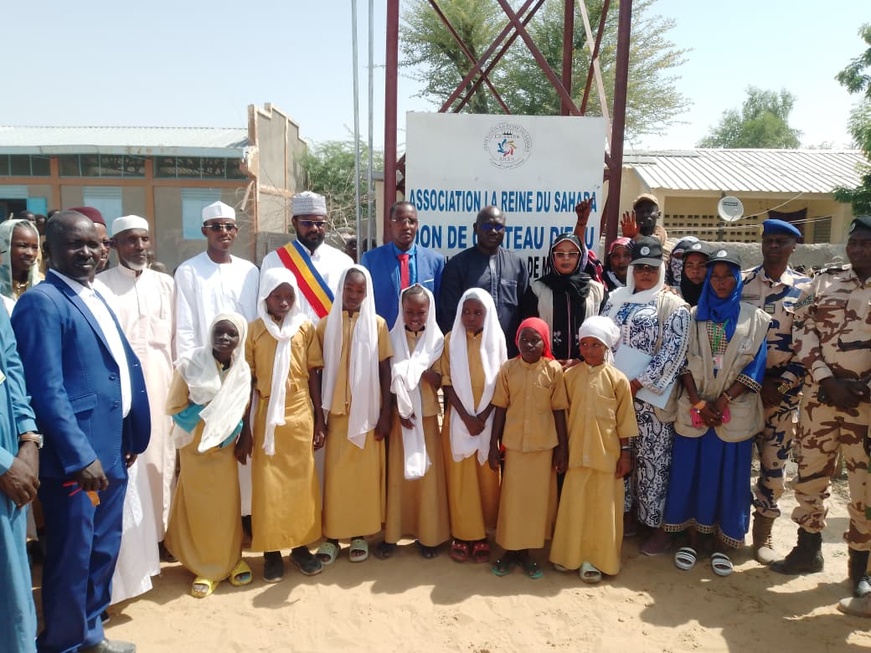 ‎ Tchad : don d'un château d'eau à l'école Hillé Béchir de Moussoro