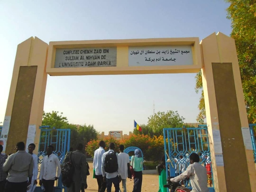 Tchad : les étudiants de l’Université Adam Barka entament une grève sèche et illimitée Tchad : les étudiants de l’Université Adam Barka entament une grève sèche et illimitée