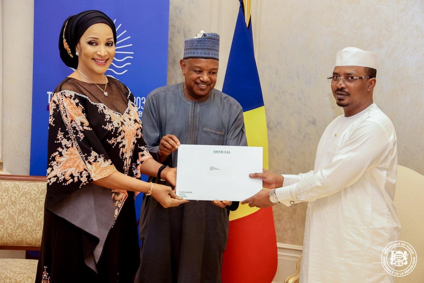 Tchad-PND : à Abu Dhabi, le chef de l’Etat reçoit une délégation nigériane Tchad-PND : à Abu Dhabi, le chef de l’Etat reçoit une délégation nigériane