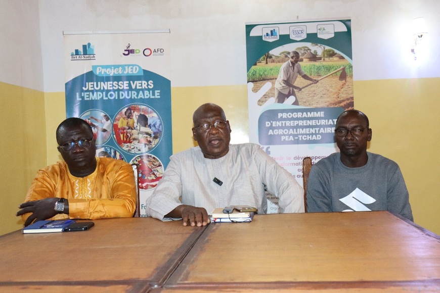 Tchad : examen des différents projets de l'association Bet Al-Nadjah en cours à Moundou Tchad : examen des différents projets de l'association Bet Al-Nadjah en cours à Moundou