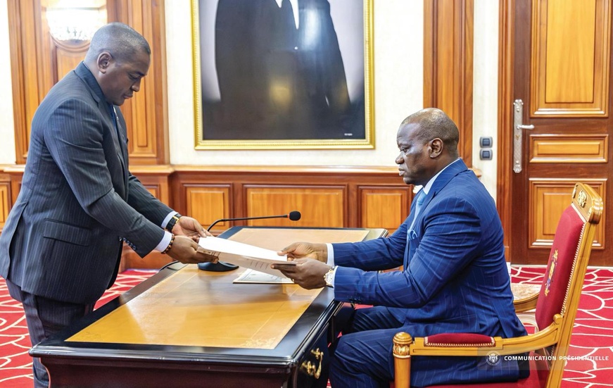 Gabon : Démission des ministres élus et continuité du service public Gabon : Démission des ministres élus et continuité du service public