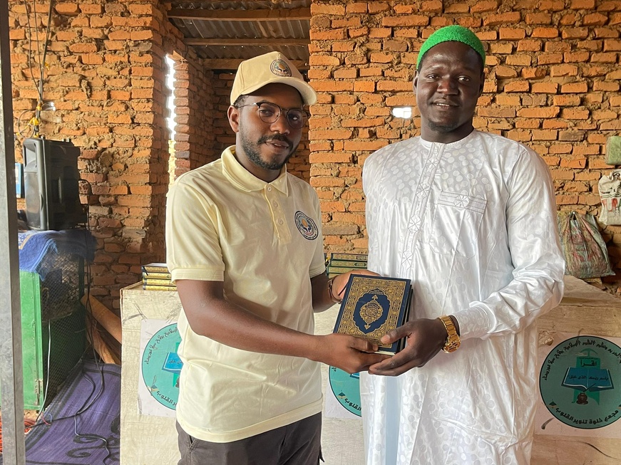 Tchad : Au Sila, l’école coranique Majma’ Tanwir Al-Qouloub reçoit un appui en matériel Tchad : Au Sila, l’école coranique Majma’ Tanwir Al-Qouloub reçoit un appui en matériel