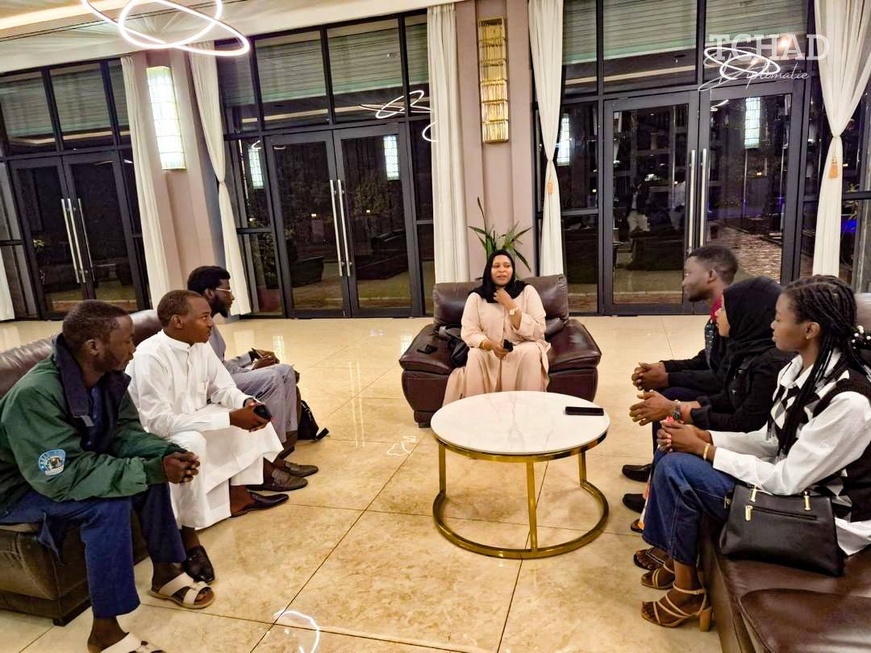 Francophonie : La Ministre Déléguée rencontre la diaspora estudiantine tchadienne à Kigali