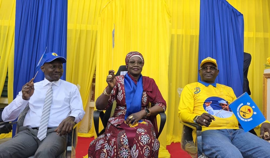 N'Djamena : Le MPS dote les arrondissements et Conseils communaux de kits Starlink pour la transformation digitale N'Djamena : Le MPS dote les arrondissements et Conseils communaux de kits Starlink pour la transformation digitale