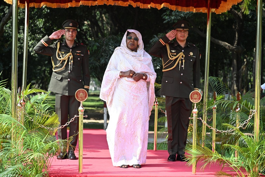 Tchad-Bangladesh : présentation des lettres de créance de l'ambassadeur du Tchad Tchad-Bangladesh : présentation des lettres de créance de l'ambassadeur du Tchad