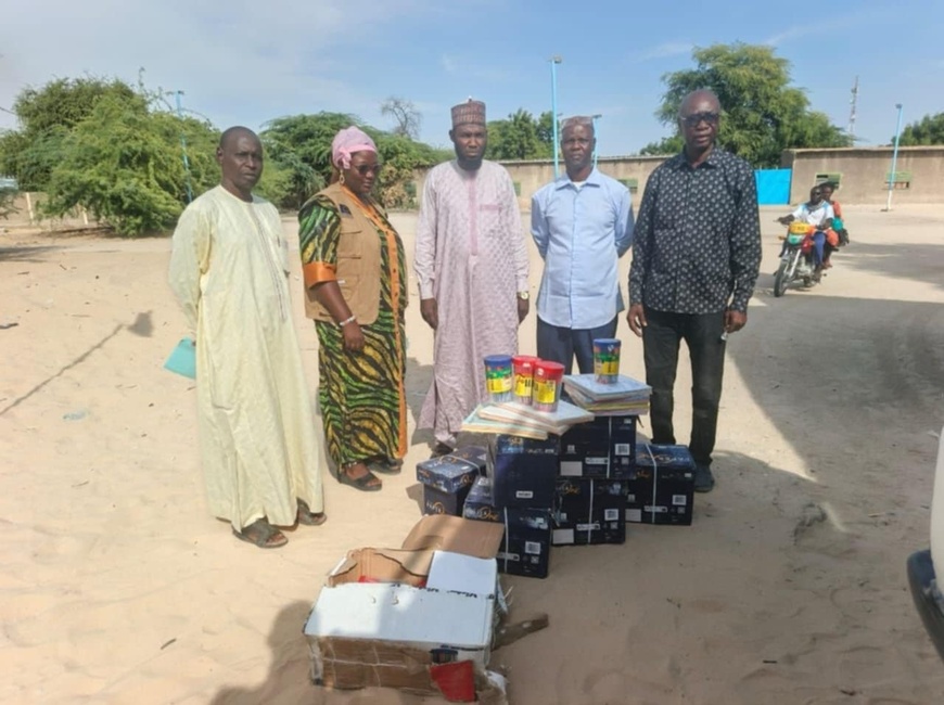 Tchad : projet PROSCOLAC, remise de fournitures de bureau aux services éducatifs du Lac Tchad : projet PROSCOLAC, remise de fournitures de bureau aux services éducatifs du Lac