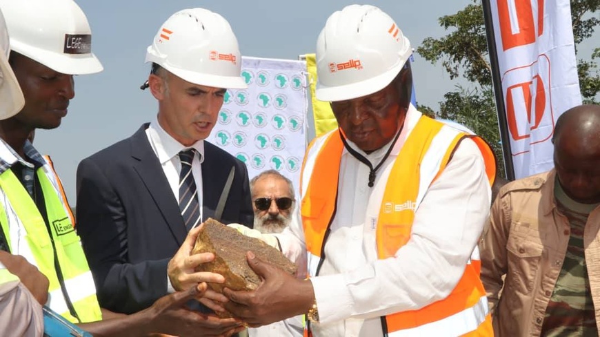 RCA : Le Président Touadéra lance la construction du Port Fluvial de Mongoumba RCA : Le Président Touadéra lance la construction du Port Fluvial de Mongoumba