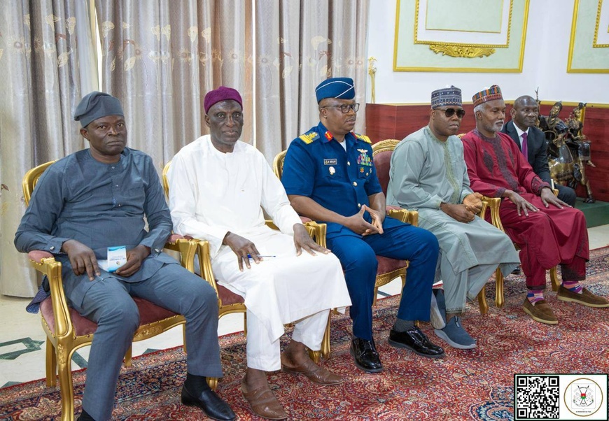 Diplomatie : Le Nigeria présente ses excuses officielles au Burkina Faso et salue sa lutte contre le terrorisme Diplomatie : Le Nigeria présente ses excuses officielles au Burkina Faso et salue sa lutte contre le terrorisme