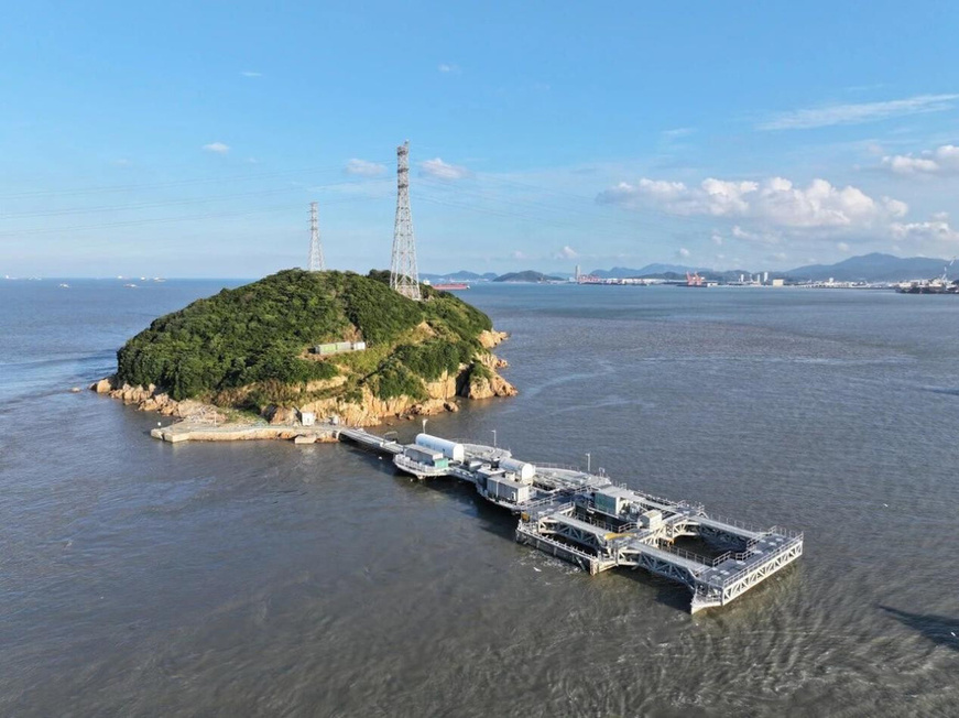 Photo shows the LHD Zhoushan tidal current power station. (Photos provided by the interviewee) Photo shows the LHD Zhoushan tidal current power station. (Photos provided by the interviewee)
