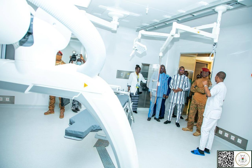 Burkina : le capitaine Ibrahim Traoré inaugure le CHU de Pala et son Centre de radiothérapie Burkina : le capitaine Ibrahim Traoré inaugure le CHU de Pala et son Centre de radiothérapie