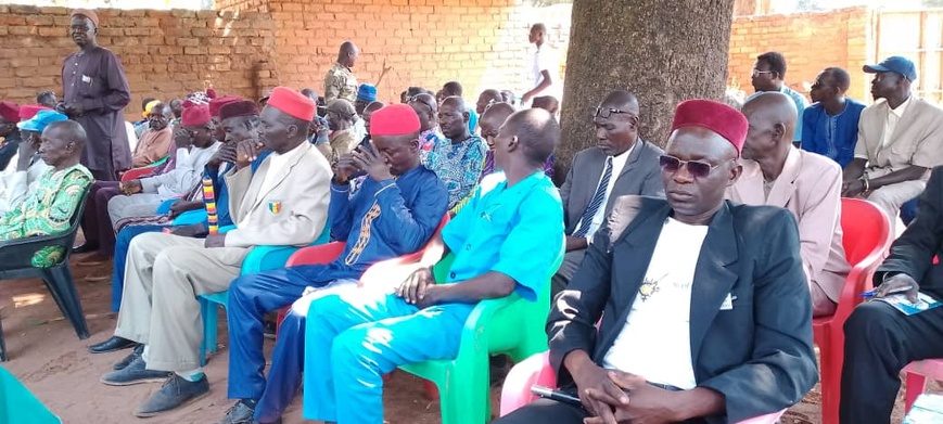 Tchad : abus d'alcool par les jeunes, le système éducatif au centre d'une réunion à Mbikou Tchad : abus d'alcool par les jeunes, le système éducatif au centre d'une réunion à Mbikou