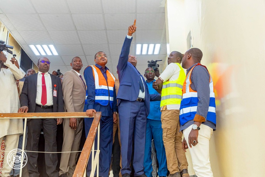Tchad : visite d’inspection du Premier ministre au chantier du Stade Idriss Mahamat Ouya