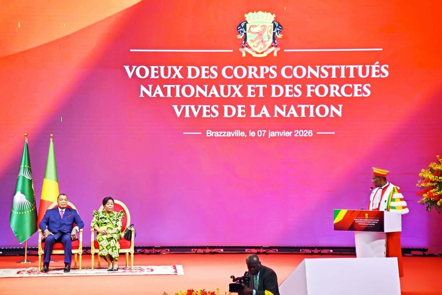 Auguste Ilocki s'adressant au couple présidentiel