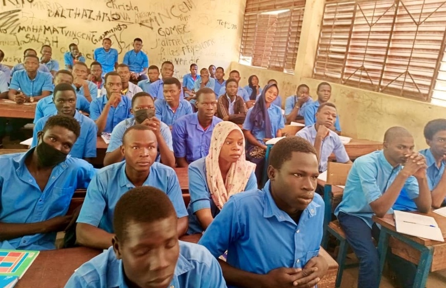 Tchad : l’INSEED fait découvrir les métiers de la statistique aux élèves à Bongor Tchad : l’INSEED fait découvrir les métiers de la statistique aux élèves à Bongor