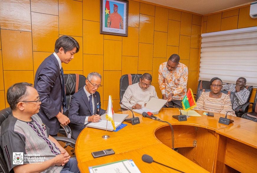 Burkina : le Japon soutient le développement des installations d’irrigation à hauteur de 5 milliards de FCFA Burkina : le Japon soutient le développement des installations d’irrigation à hauteur de 5 milliards de FCFA