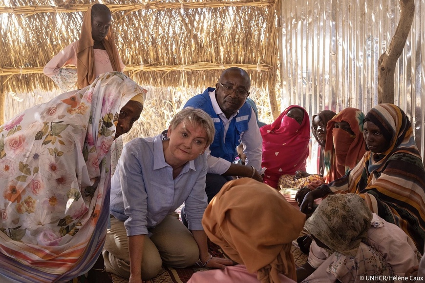 Crise Soudanaise à l’Est du Tchad : Le Royaume-Uni au chevet des réfugiés Crise Soudanaise à l’Est du Tchad : Le Royaume-Uni au chevet des réfugiés