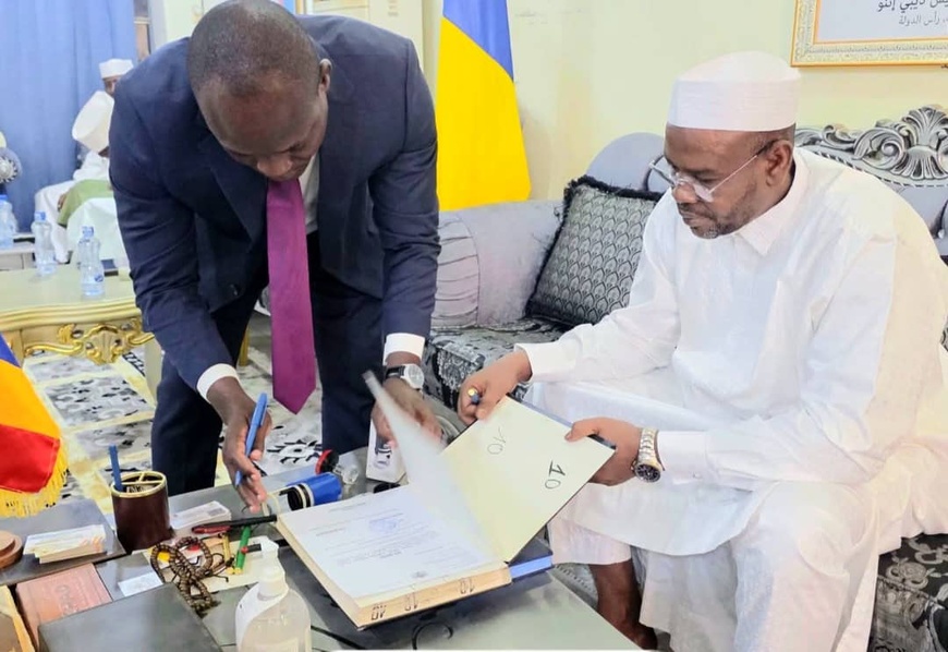 Administration du Ouaddaï : Asdjim Belndoum prend les rênes du Secrétariat Général Administration du Ouaddaï : Asdjim Belndoum prend les rênes du Secrétariat Général