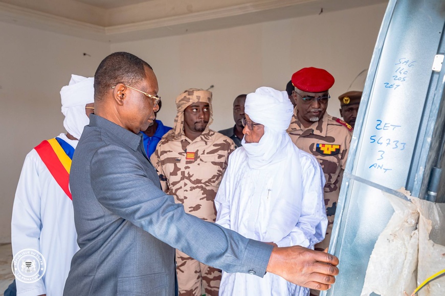 Tchad : à Amdjarass, le Premier ministre visite le chantier des logements Tchad : à Amdjarass, le Premier ministre visite le chantier des logements