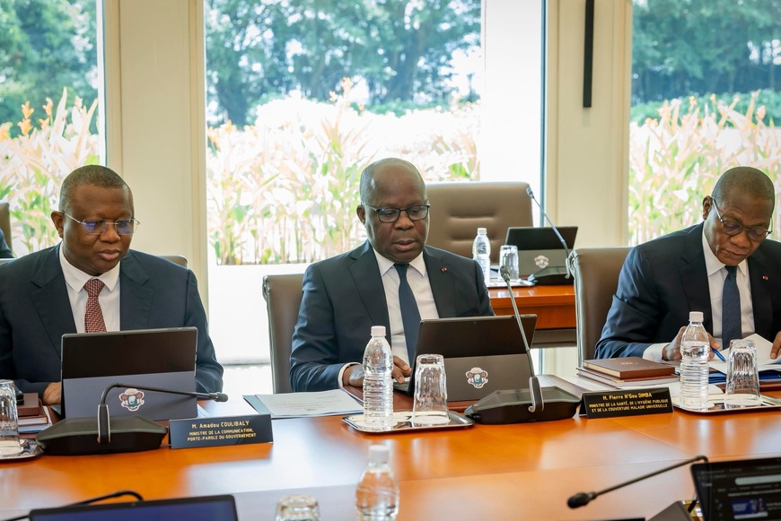 Crise au Moyen-Orient : le gouvernement ivoirien suit avec attention la situation de ses ressortissants Crise au Moyen-Orient : le gouvernement ivoirien suit avec attention la situation de ses ressortissants