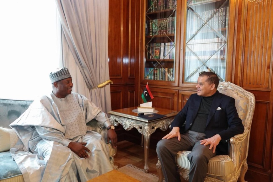Libye-Tchad : le Premier ministre libyen reçoit le nouvel ambassadeur du Tchad en Libye Libye-Tchad : le Premier ministre libyen reçoit le nouvel ambassadeur du Tchad en Libye